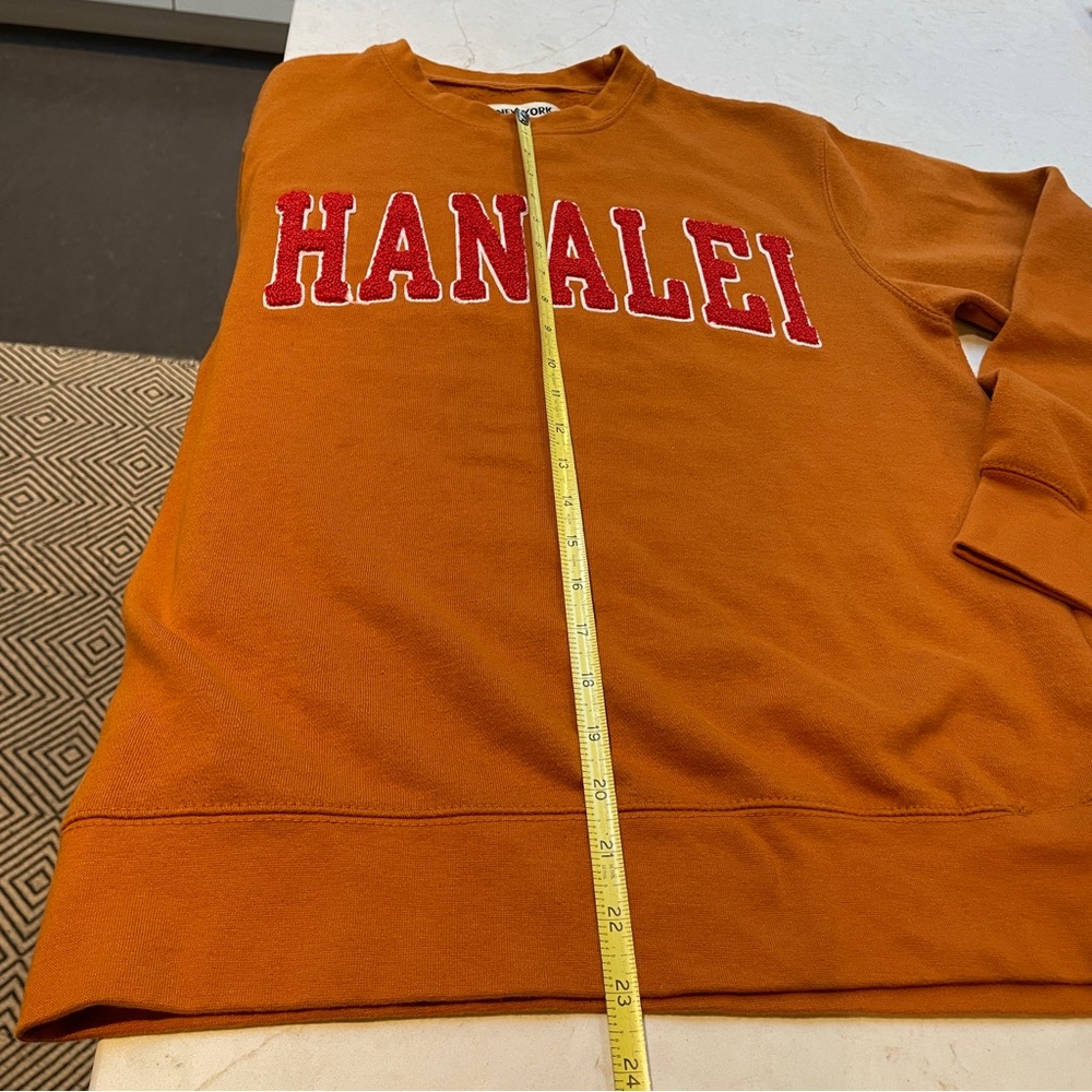 "New York Popular" super soft Gold Crewneck Sweatshirt with Red Hanalei size S - Picture 7 of 11